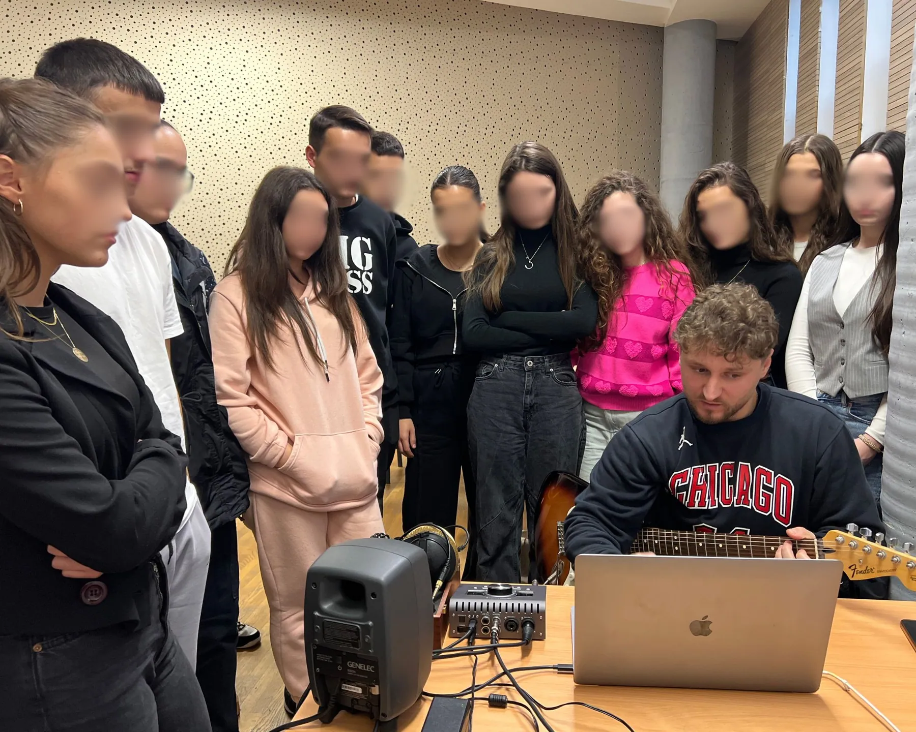Siparantum Choir performing at Workshop about Digital Composing, Recording, and Music Production in Music School