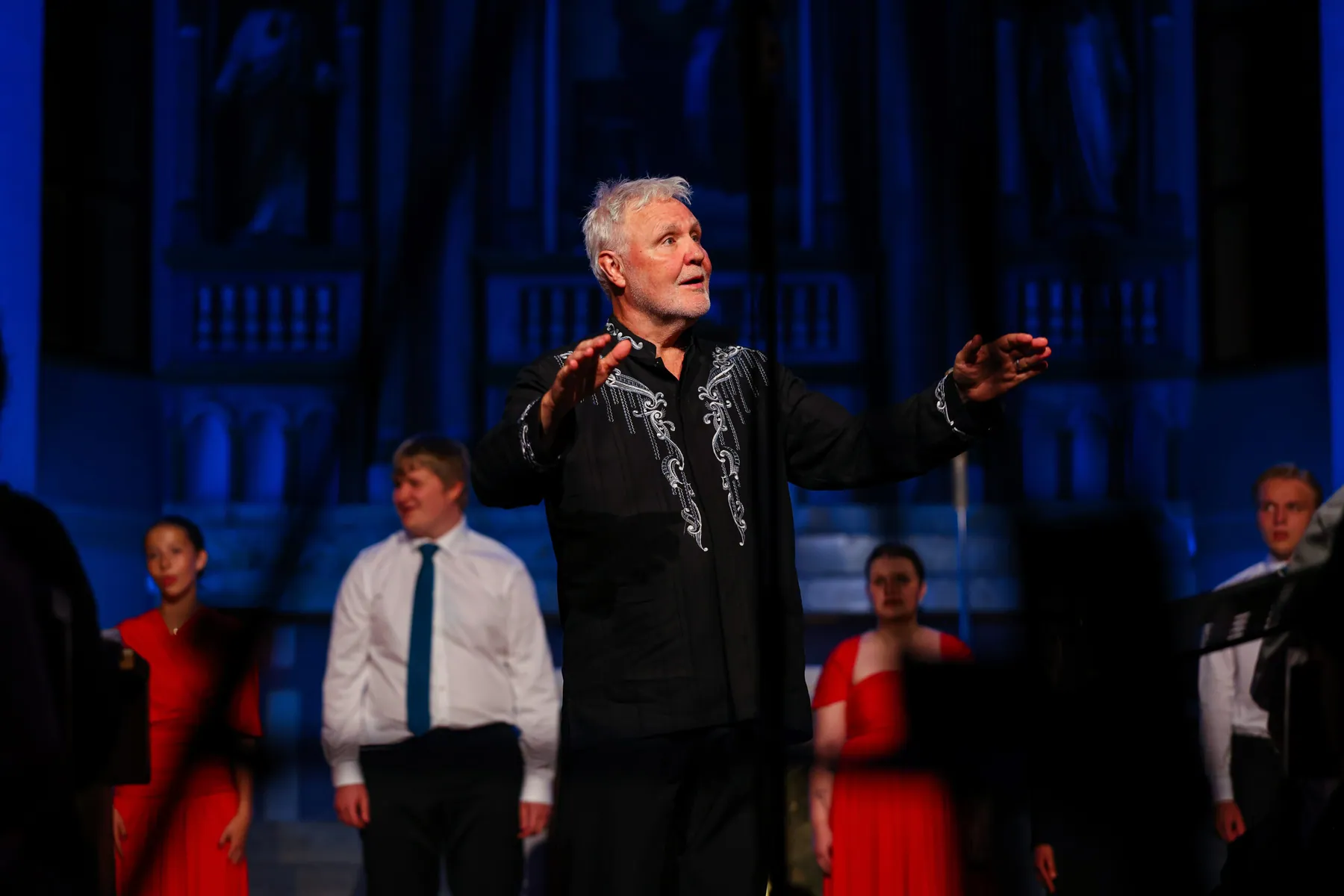 Siparantum Choir performing at "Northern Echoes" Brings Together Defrost Youth Choir and Siparantum Choir in an Inspiring Choral Collaboration