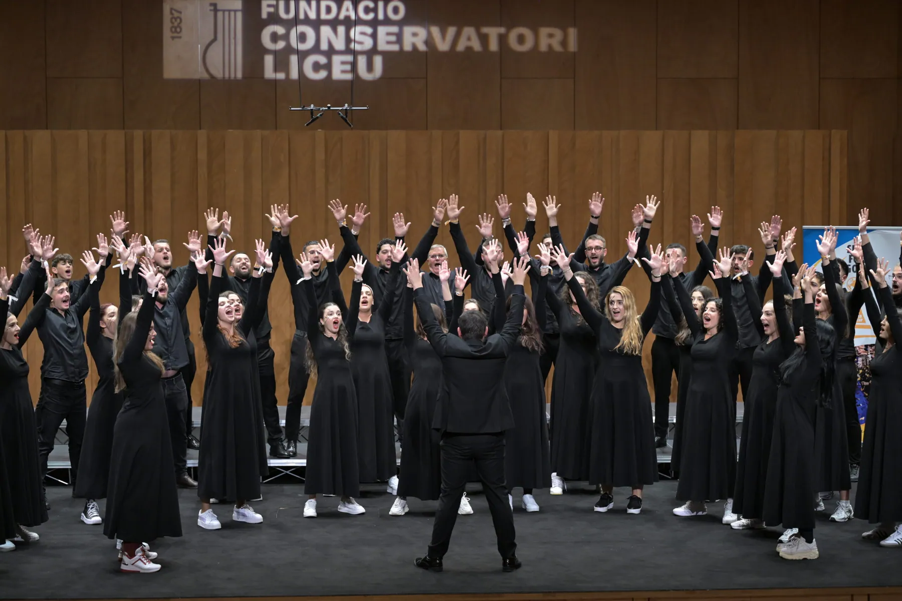 Siparantum Choir performing at Siparantum’s Performance Concludes in the “Adult Choirs” Category in Barcelona!