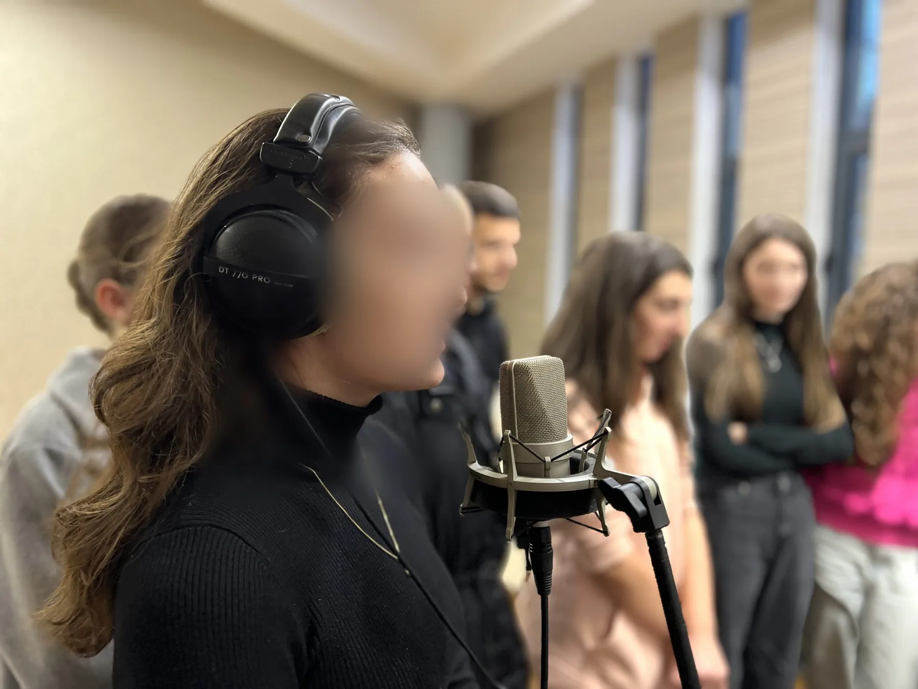 Siparantum Choir performing at Workshop about Digital Composing, Recording, and Music Production in Music School