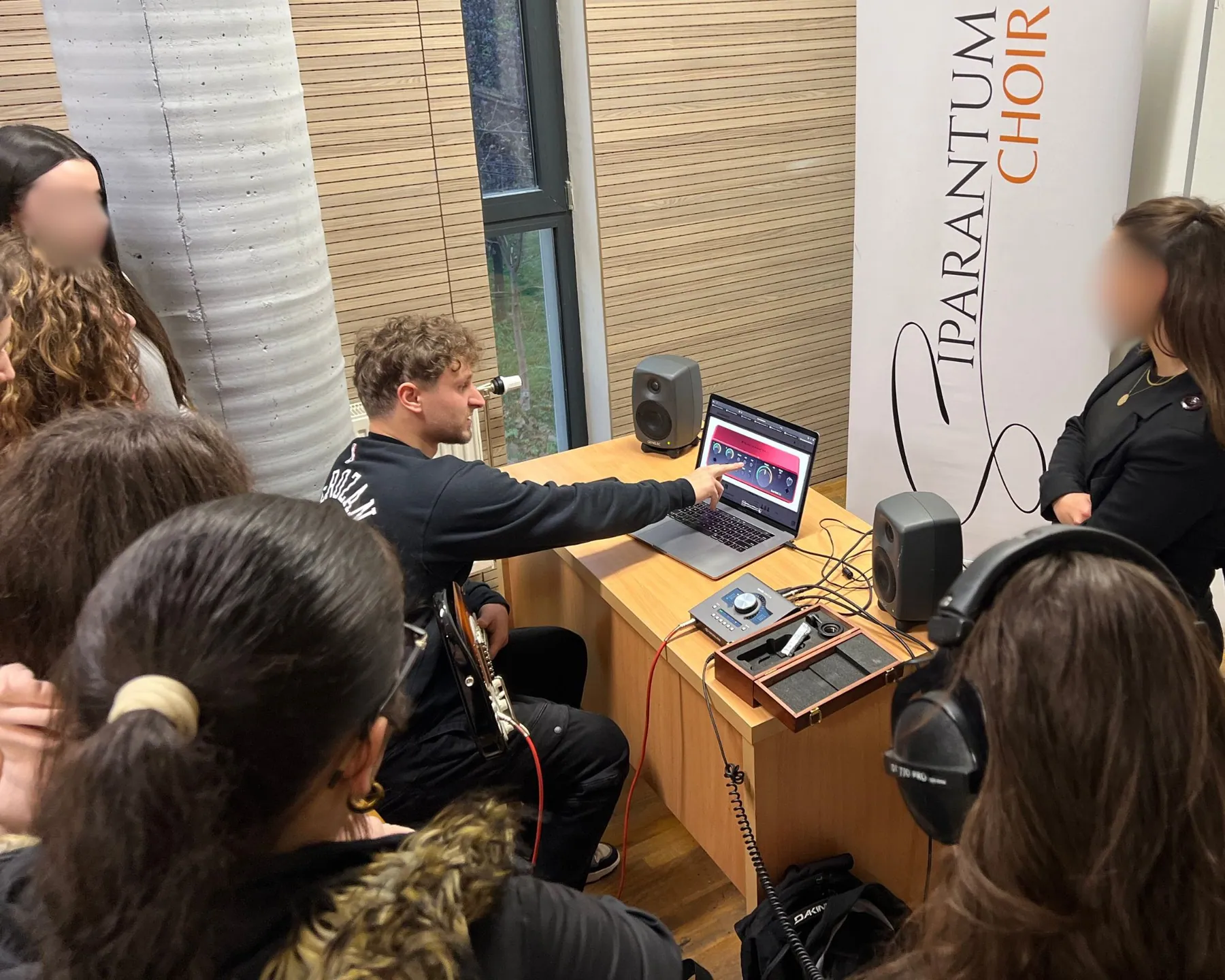 Siparantum Choir performing at Workshop about Digital Composing, Recording, and Music Production in Music School