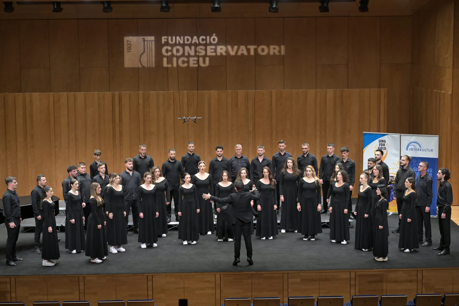 Siparantum’s Performance Concludes in the “Adult Choirs” Category in Barcelona!