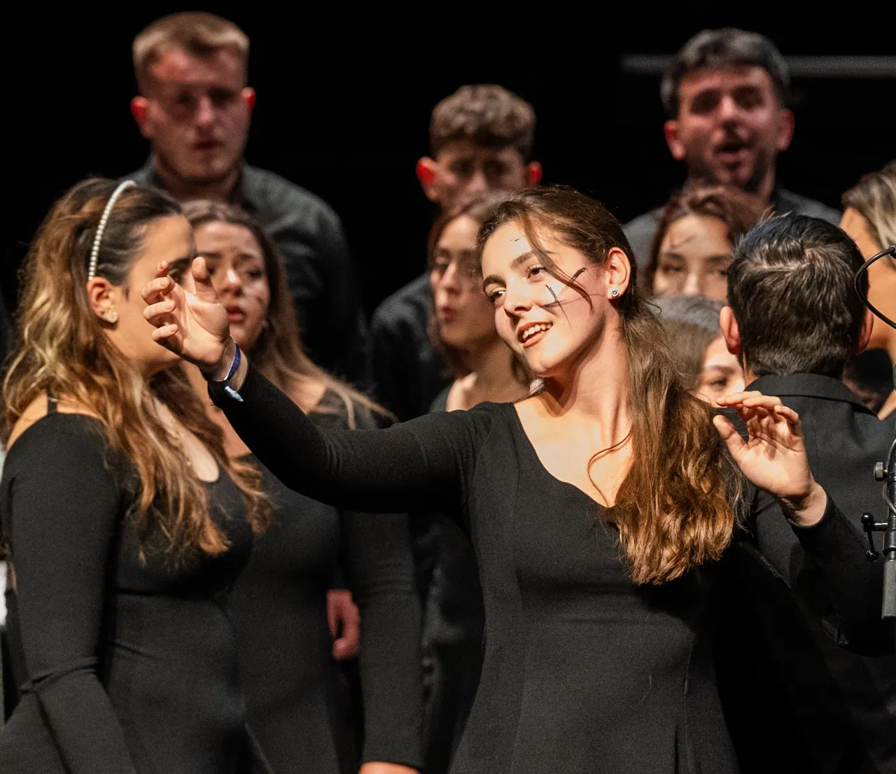 Siparantum Choir performing at Siparantum Choir Wins First Prize Again at European Festival for Young People