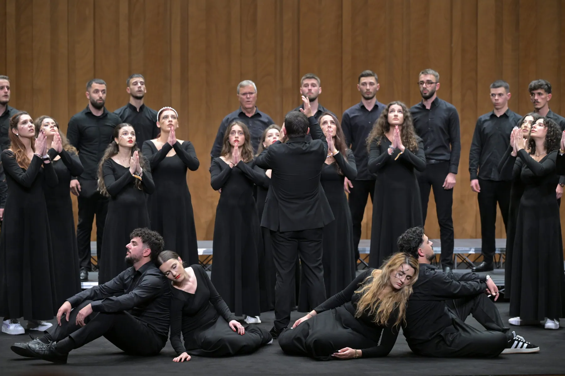 Siparantum Choir performing at Siparantum’s Performance Concludes in the “Adult Choirs” Category in Barcelona!