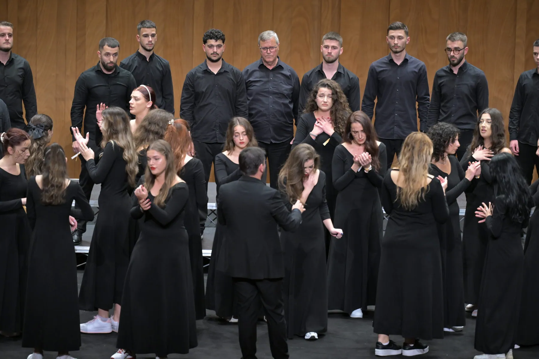 Siparantum Choir performing at Siparantum’s Performance Concludes in the “Adult Choirs” Category in Barcelona!